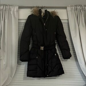 FeyeM Down Black Fur-Trimmed Down Coat